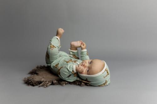 101818 LisaGiacumoSitter4 1079